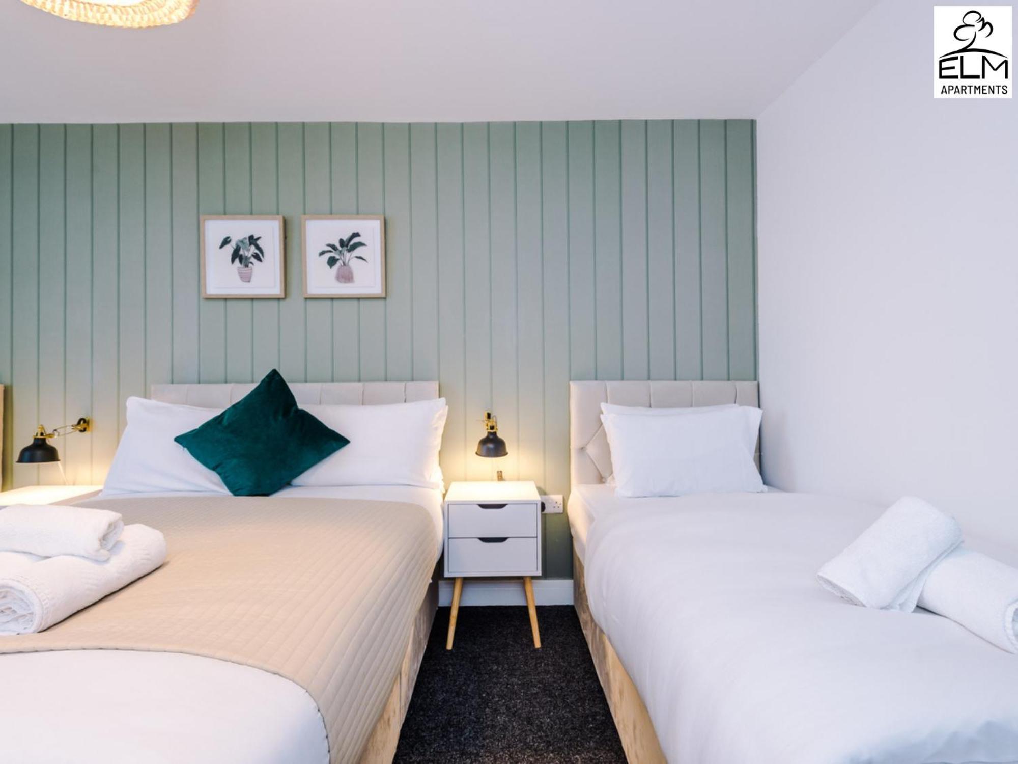 Elm Aparthotel , Collection Of Apartments Available Near Media City , Free Parking 曼彻斯特 外观 照片