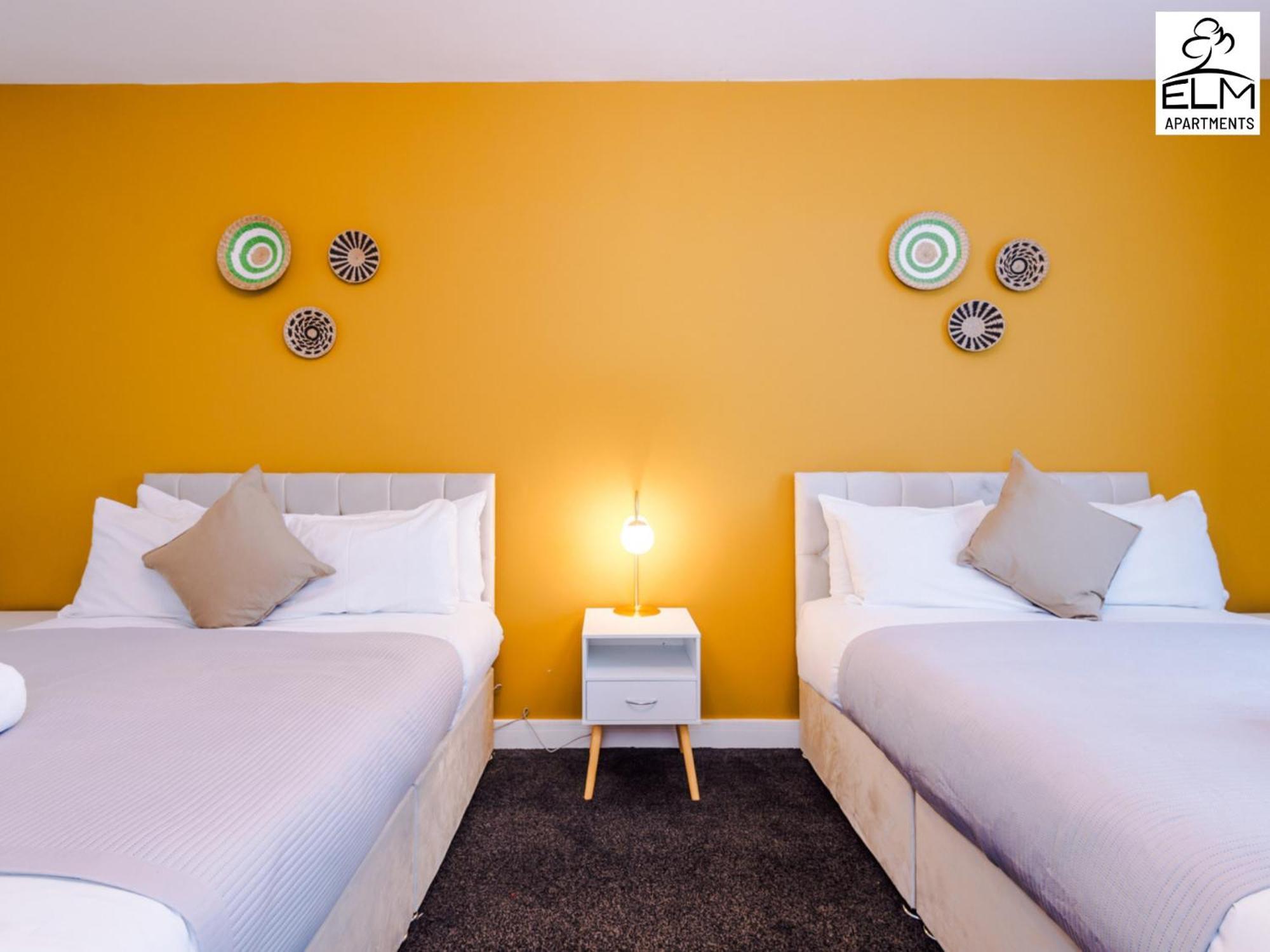 Elm Aparthotel , Collection Of Apartments Available Near Media City , Free Parking 曼彻斯特 外观 照片