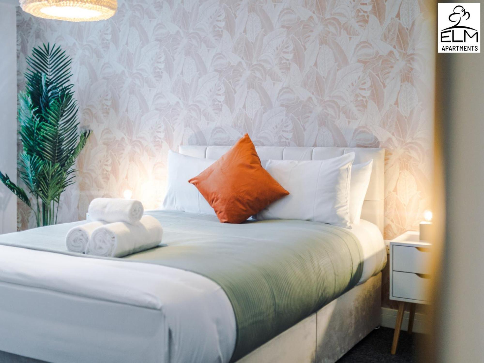 Elm Aparthotel , Collection Of Apartments Available Near Media City , Free Parking 曼彻斯特 外观 照片