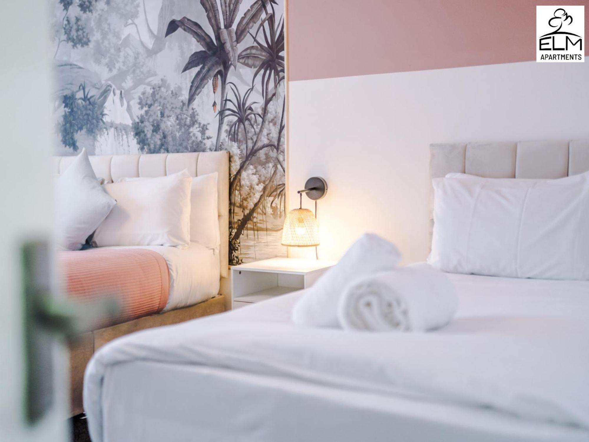 Elm Aparthotel , Collection Of Apartments Available Near Media City , Free Parking 曼彻斯特 外观 照片