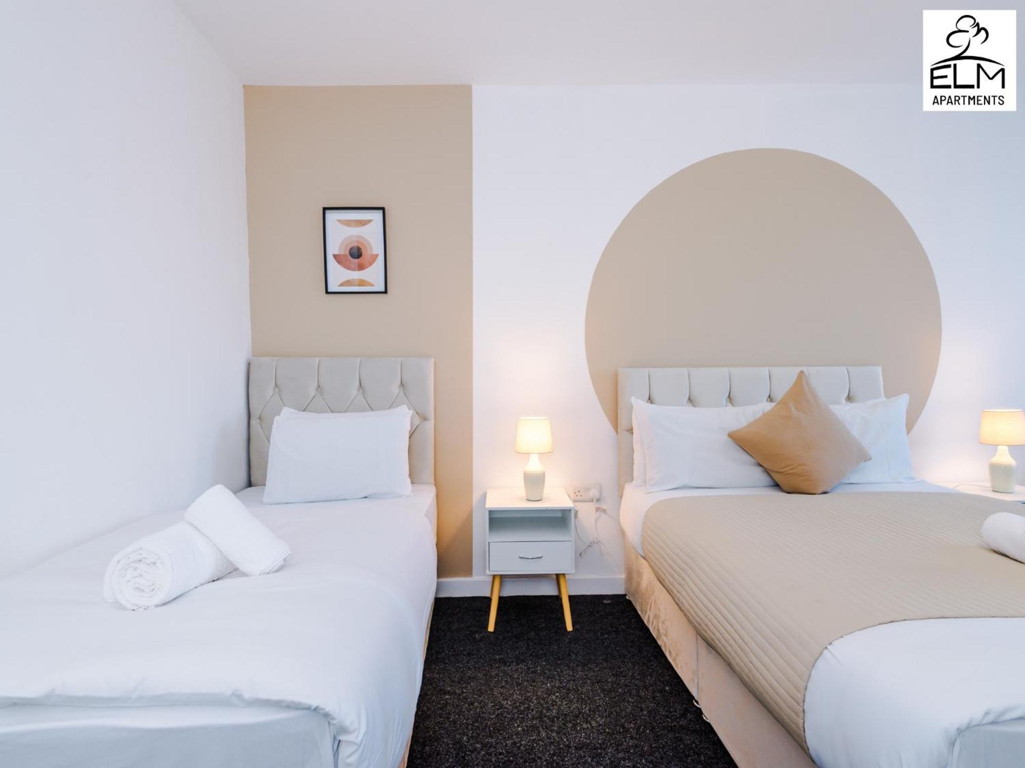 Elm Aparthotel , Collection Of Apartments Available Near Media City , Free Parking 曼彻斯特 外观 照片